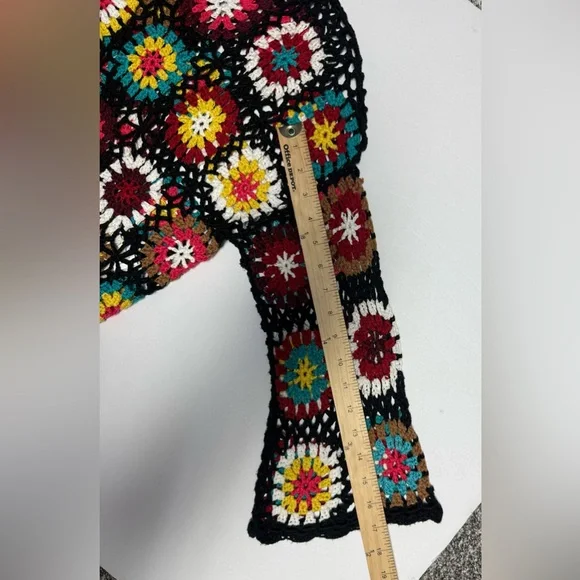 Wild Honey oversized bell sleeve Multicolor Crochet Knit cropped Sweater S - Picture 10 of 14
